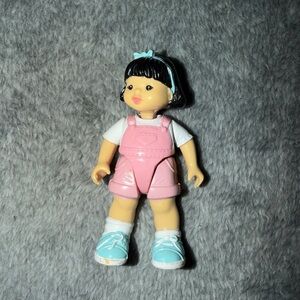 Fisher-Price Loving Family Dream Dollhouse Asian Girl Figure 1993 Vintage RARE